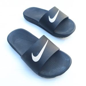 boys nike sandals size 13